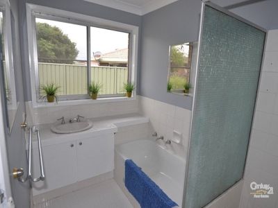 8 Nona Place, Dubbo