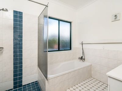 34 Waranga Crescent, Burringbar