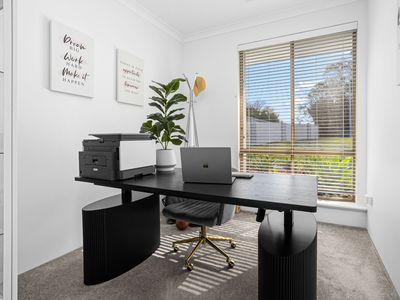 6 Norton Ridge, Winthrop