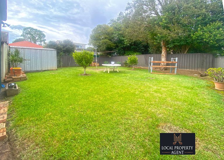 16 Cairo Ave, Padstow