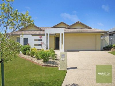 69 Hillock Crescent, Bushland Beach