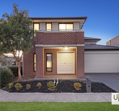 127 Thoroughbred Drive, Clyde North