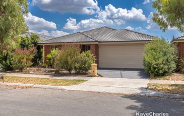 9 Heathcote Grove, Officer