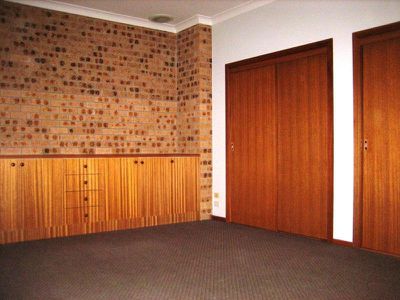 2 / 2 Commerce Dr, Warilla