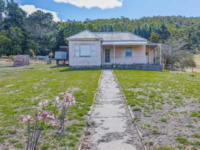 149 & 164  Cross Road, Lucaston