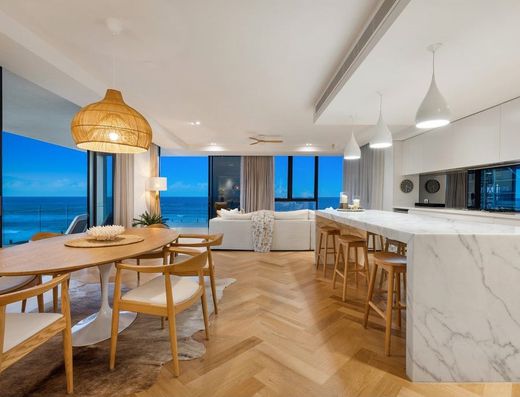 Luxury Beachfront Living in Palm Beach - La Vie Penthouse