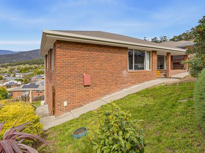 11 Lesdelle Street, Claremont