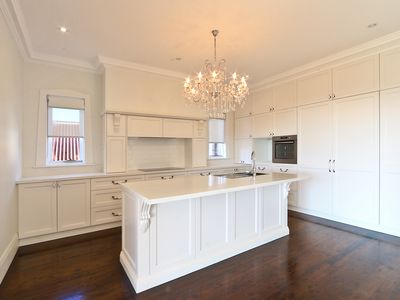 79 Minnamorra Avenue, Earlwood