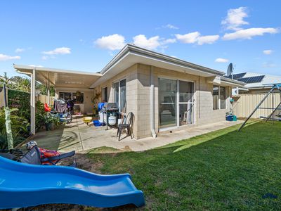 57 Warburton Trail, Lakelands