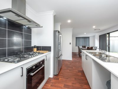 4 Auburn Vista, Brabham