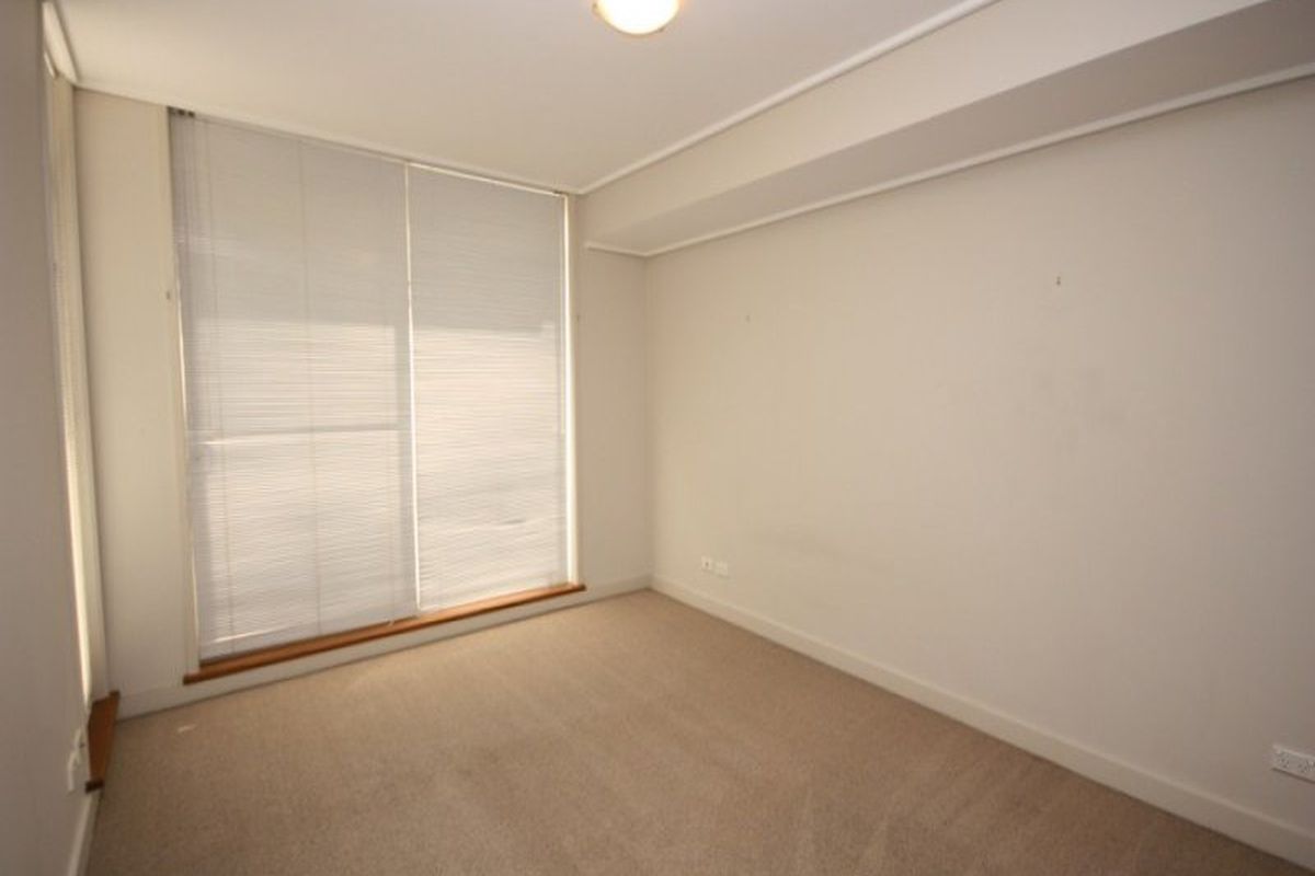 408 / 2 The Piazza, Wentworth Point