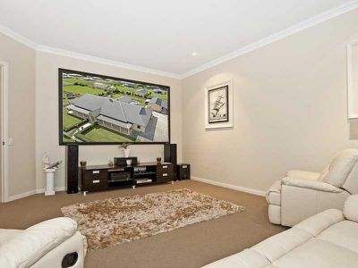 14 President Circuit, Karalee