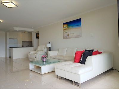 102 / 33 Thornton Street, Surfers Paradise