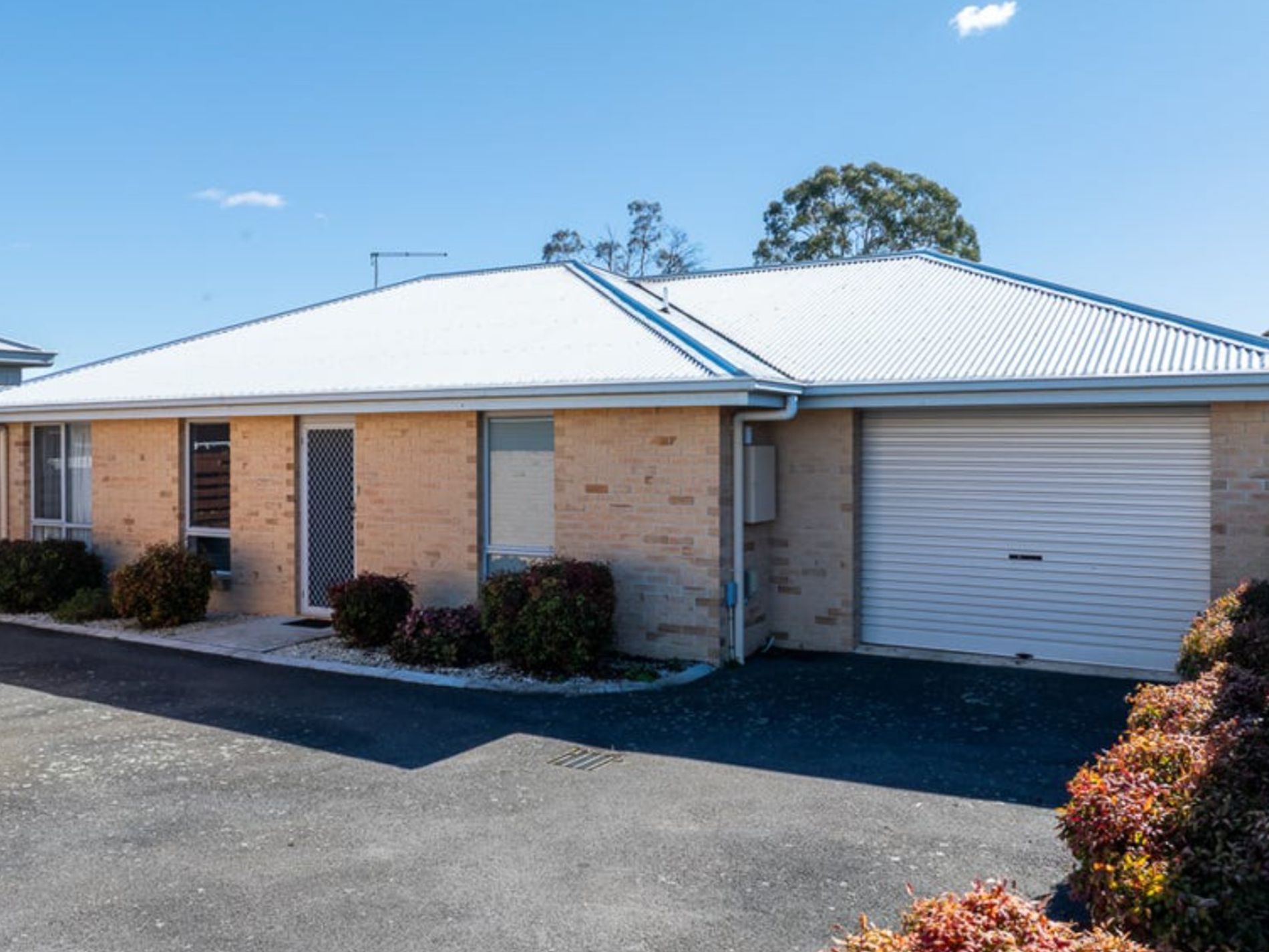 2 / 13 Bradford Avenue, Prospect Vale