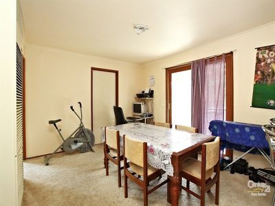 72 Strong Drive, Hampton Park