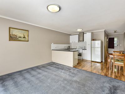 2 / 7 BONSHOR STREET, Millicent