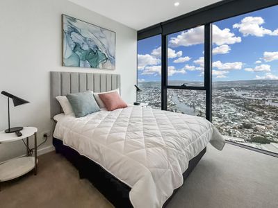 25902 / 16 Casino Drive, Broadbeach