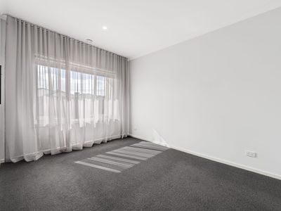 9 Corriedale Avenue, Truganina