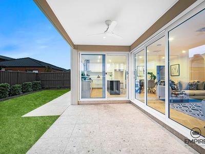 21 Kunlun Crescent, Clyde North