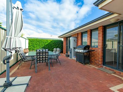 2 / 3 Little Street, Carey Park