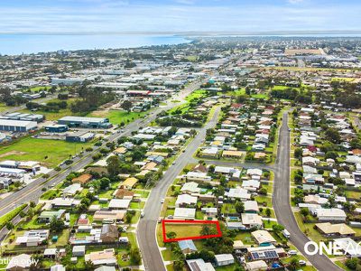 17 Caddy Avenue, Urraween