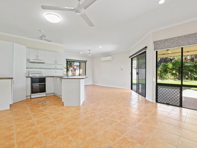 1 Moth Close, Edmonton