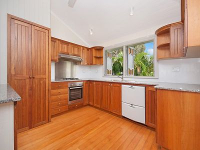 107 Eyre Street, North Ward