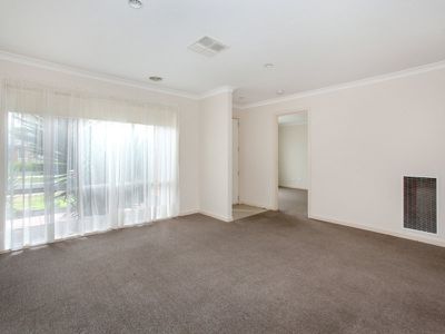 82 Barrington Lane, Sunbury