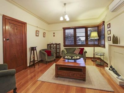 5 Central Avenue, Manifold Heights