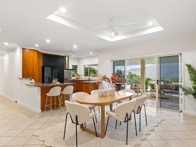 10-12 Lichen Close, Redlynch