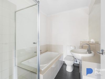 5 / 131 Havlin Street East, Flora Hill