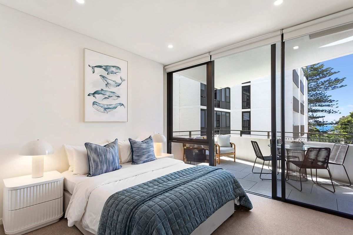 6409 / 32 Wellington Street, Bondi