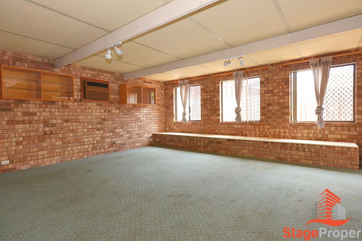 15 Burnett Avenue, Leeming