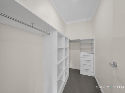 3 Flinders Place, Caroline Springs