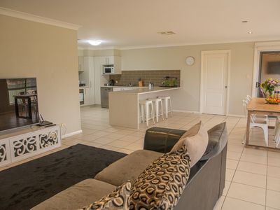 3 Raffles Court, Dubbo