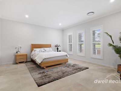 2 TEE CLOSE, Worrigee