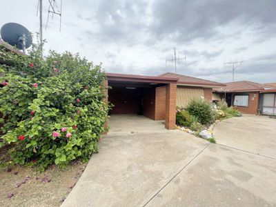 2 / 21 Shadforth Street, Kerang