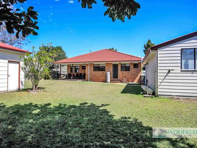 98 MACKEREL STREET, Woodgate