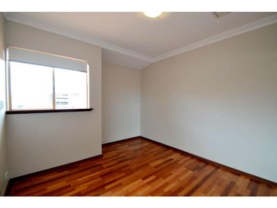 6 Parakeet Way, Coogee