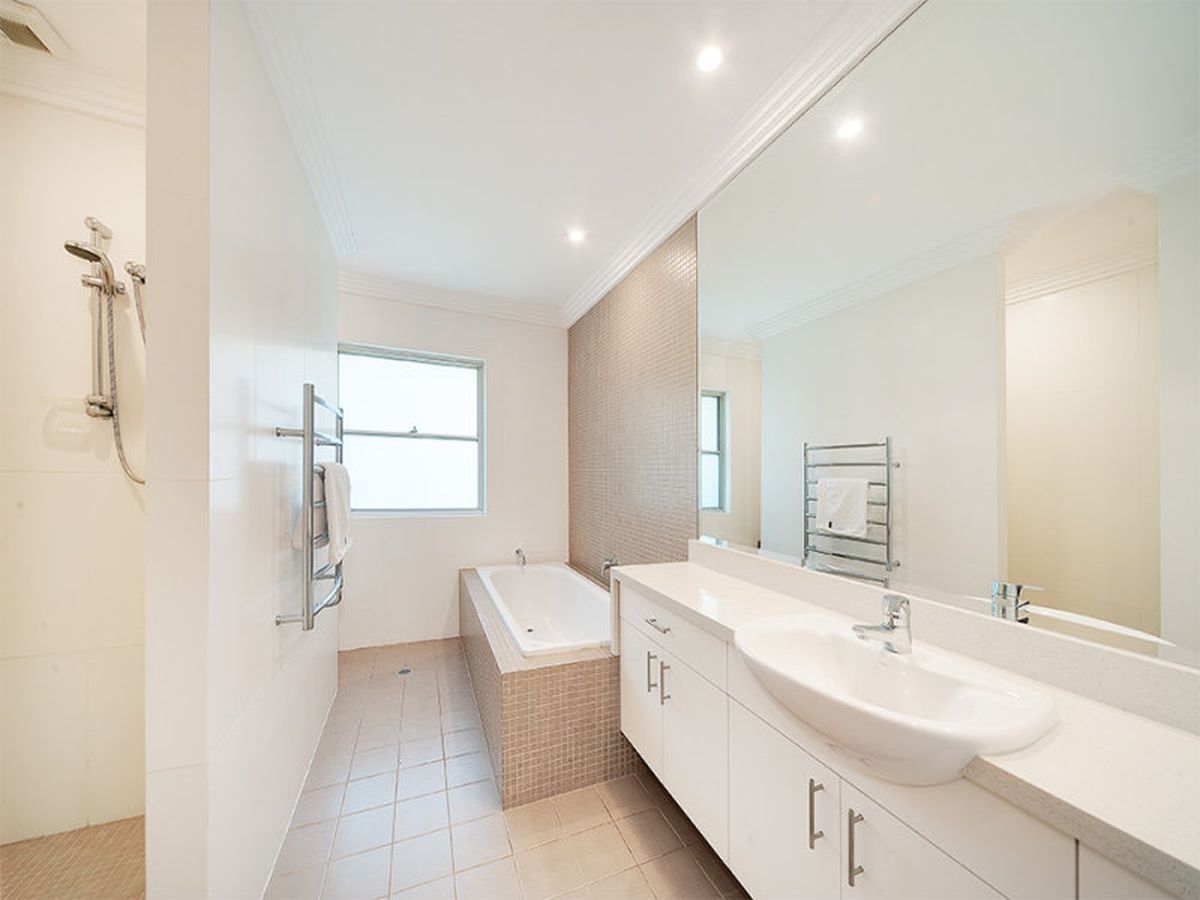 88 Seaforth Cre, Seaforth