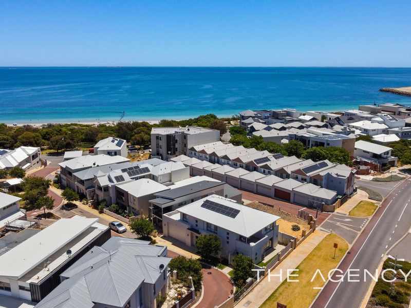 6 / 19 Perlinte View, North Coogee