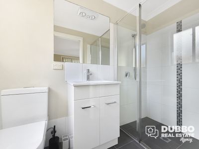 4B Keswick Parkway, Dubbo