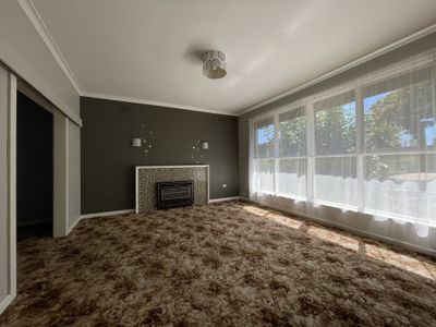 12 English Drive, Millicent