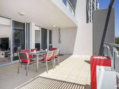 202 / 19 The Circus, Burswood