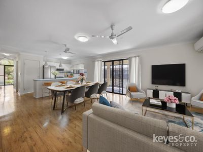 11 Redbank Court, Mount Louisa