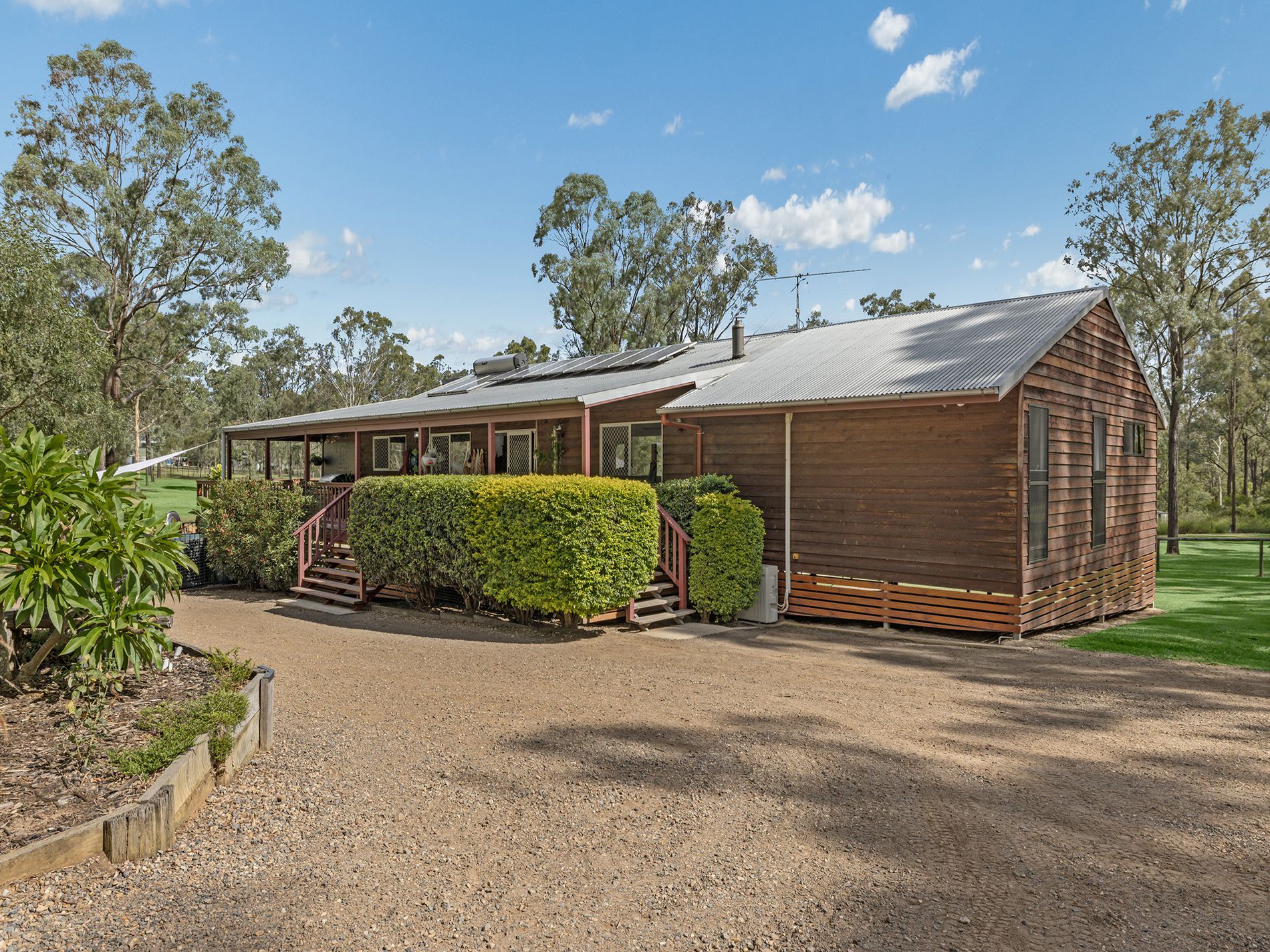 63 Kurrajong Drive, Nanango