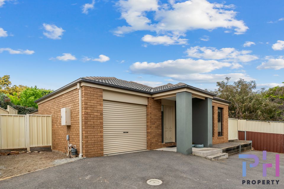 12A Leonard Avenue, Flora Hill