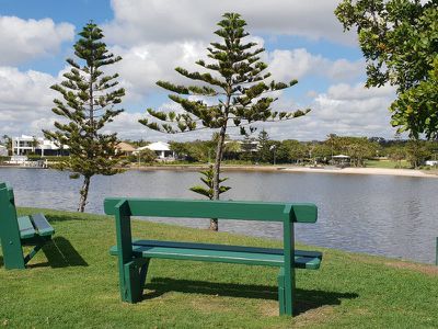 241 / 4 Melody Court, Warana