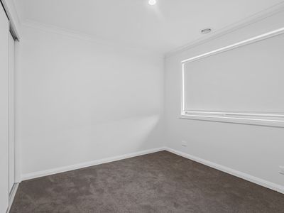 47 Lewis Crescent, Finley