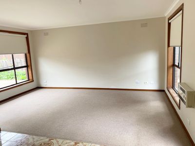 2 / 59 Woodville Park Drive, Hoppers Crossing